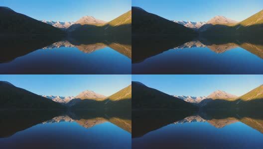 四川松潘羊拱海倒影高清在线视频素材下载