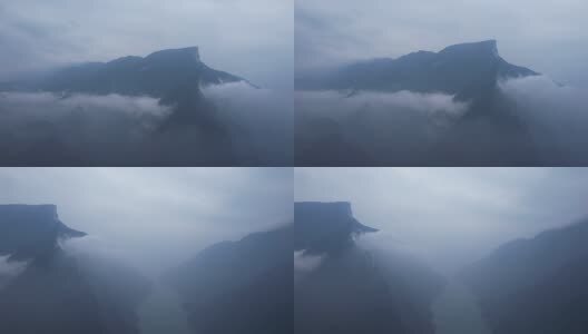 4K三峡之巅云海绝壁祖国大好河山实拍视频高清在线视频素材下载