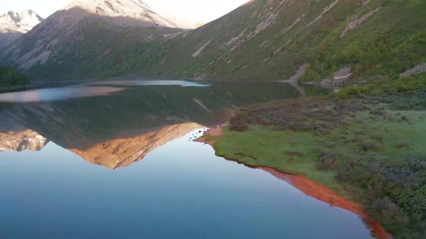 四川松潘羊拱海航拍