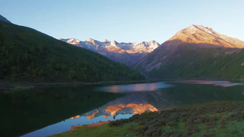 四川松潘羊拱海航拍