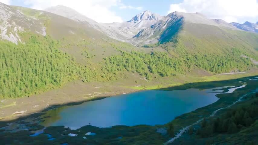 四川松潘羊拱海航拍
