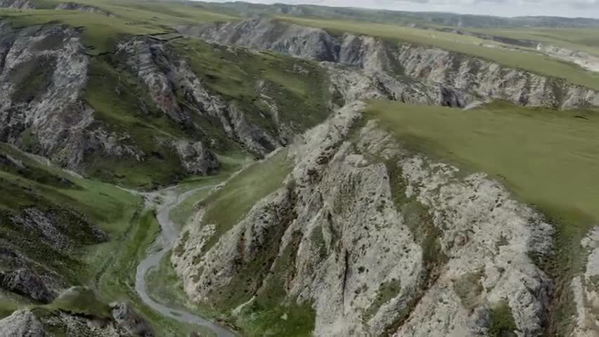 青海山脉高原草原