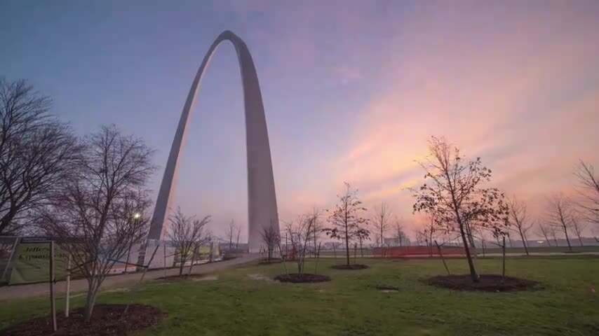 美国圣路易斯大拱门日出延时