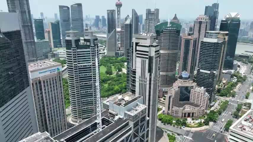 上海陆家嘴金融区及中国人民银行大厦