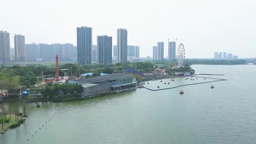 航拍清远清城区飞来湖公园