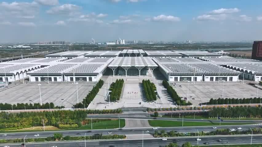 航拍天津国家会展中心