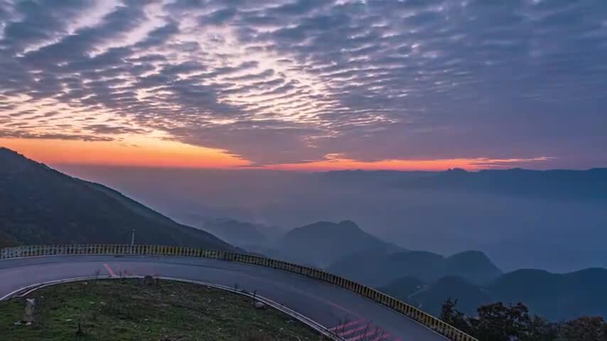 8K壮丽长江三峡山峦朝霞延时
