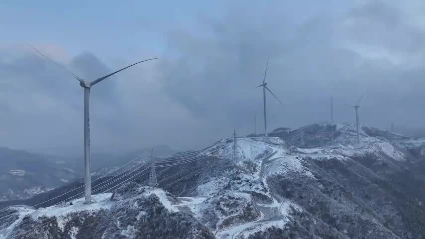 雪山风力发电