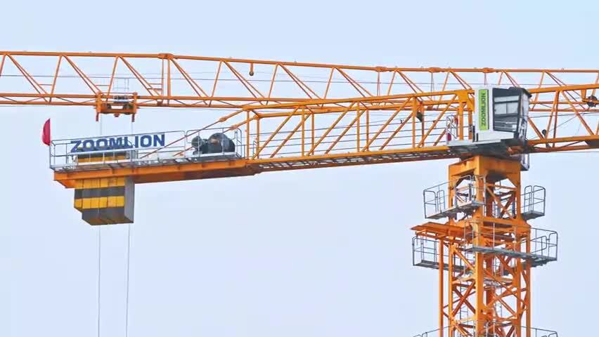 建筑工地施工塔吊工程吊车架子起重机旋转