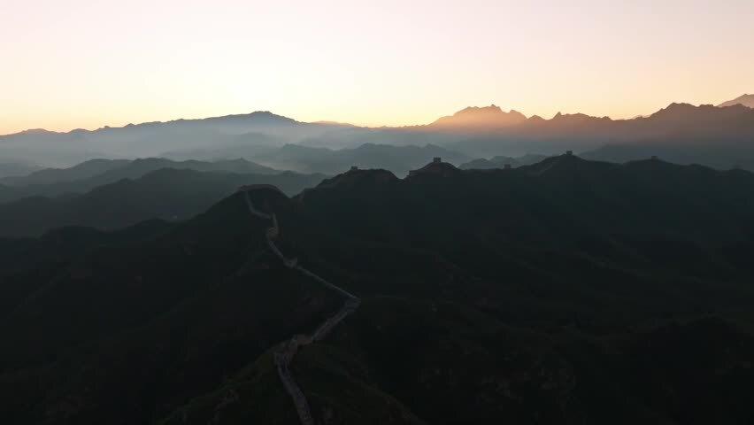 中国万里长城日出
