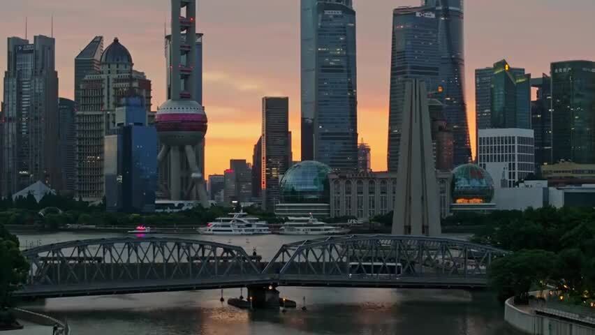 上海日出朝霞火烧云陆家嘴外滩航拍
