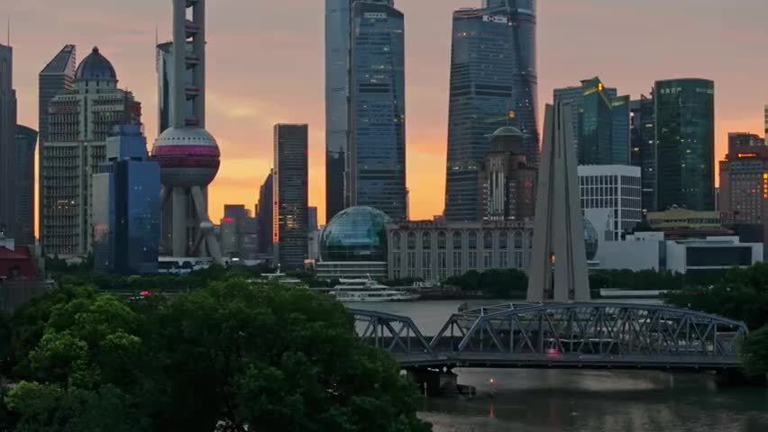 上海日出朝霞火烧云陆家嘴外滩航拍