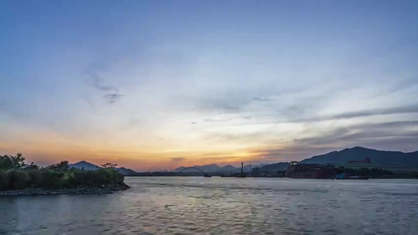 珠海虎跳门水道出海口晚霞