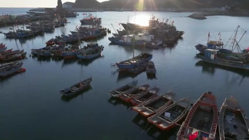 航拍大连渔人码头渔船