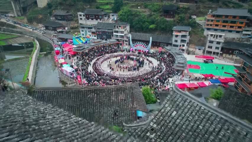 4k雷山县黄里村鼓藏节踩芦笙合集