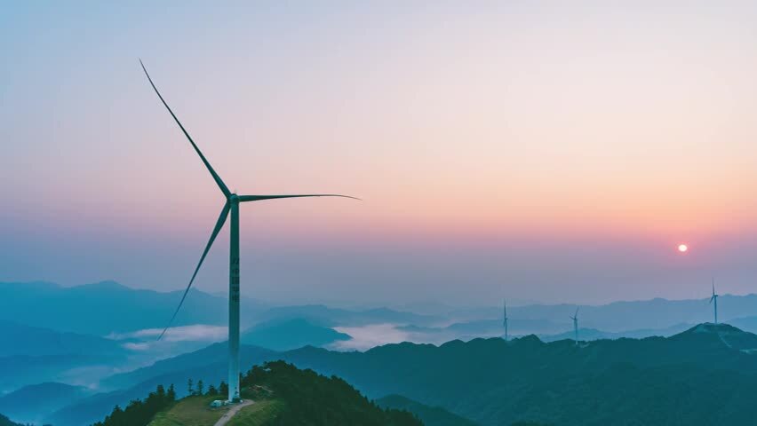 广西柳州融水县风力发电场日出延时摄影