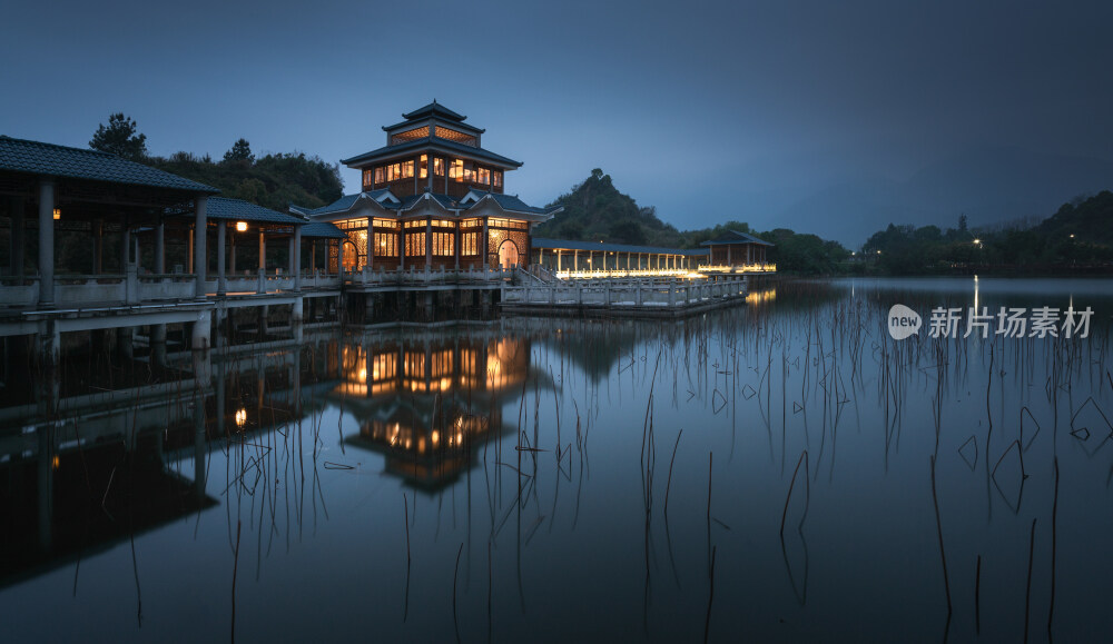 福州大学福友阁夜景