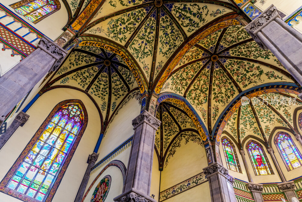 洪家楼耶稣圣心主教座堂内景