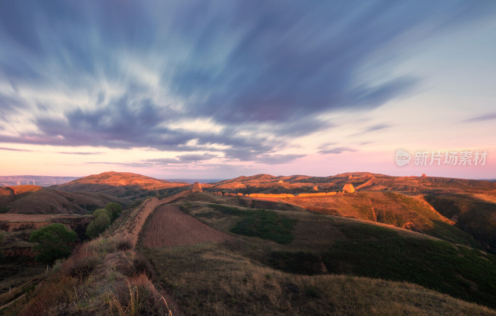 山西右玉明三十二长城日暮