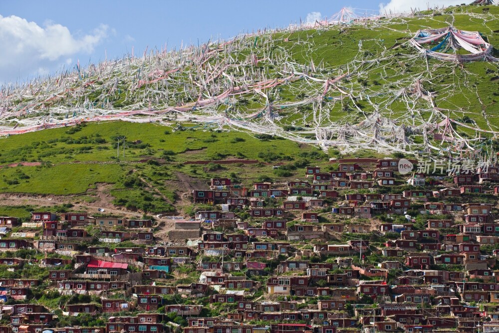 四川甘孜色达五明佛学院
