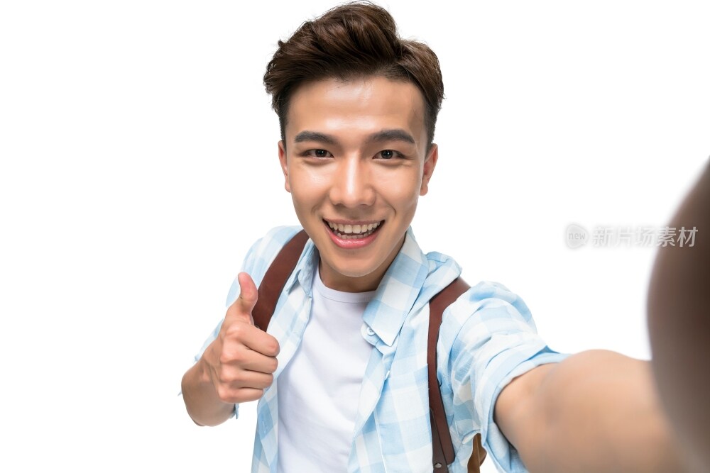 快乐的年轻男子