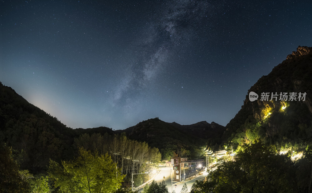 喇叭沟白桦谷银河