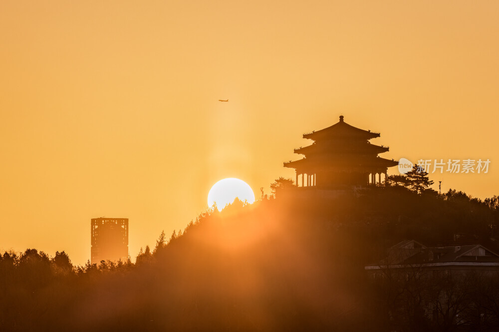 北京万春亭日出