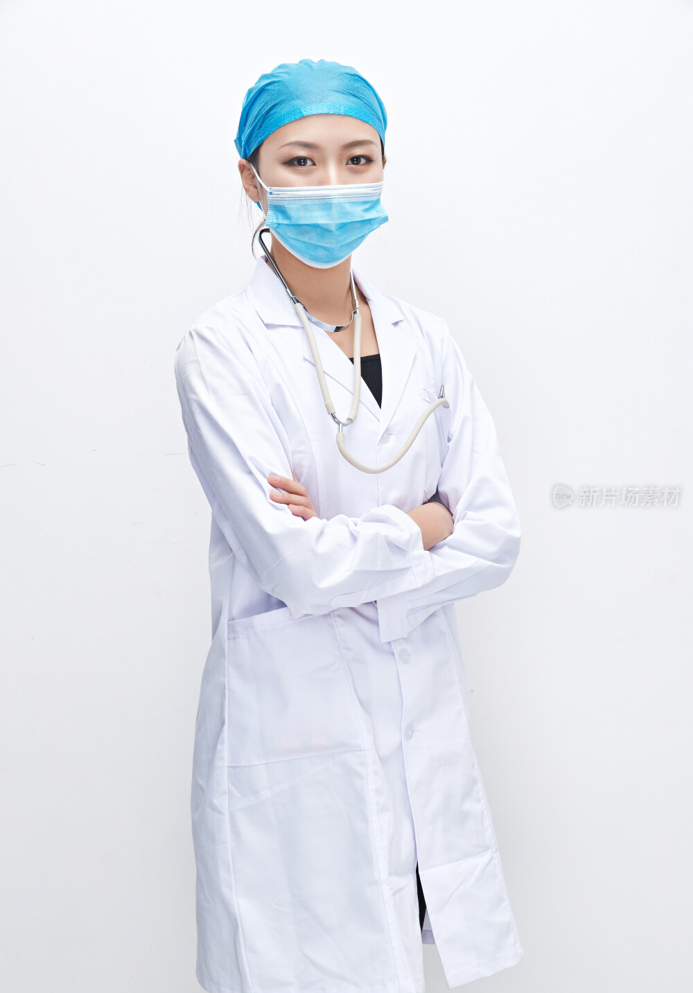 专业的医护人员提示口罩佩戴的重要性