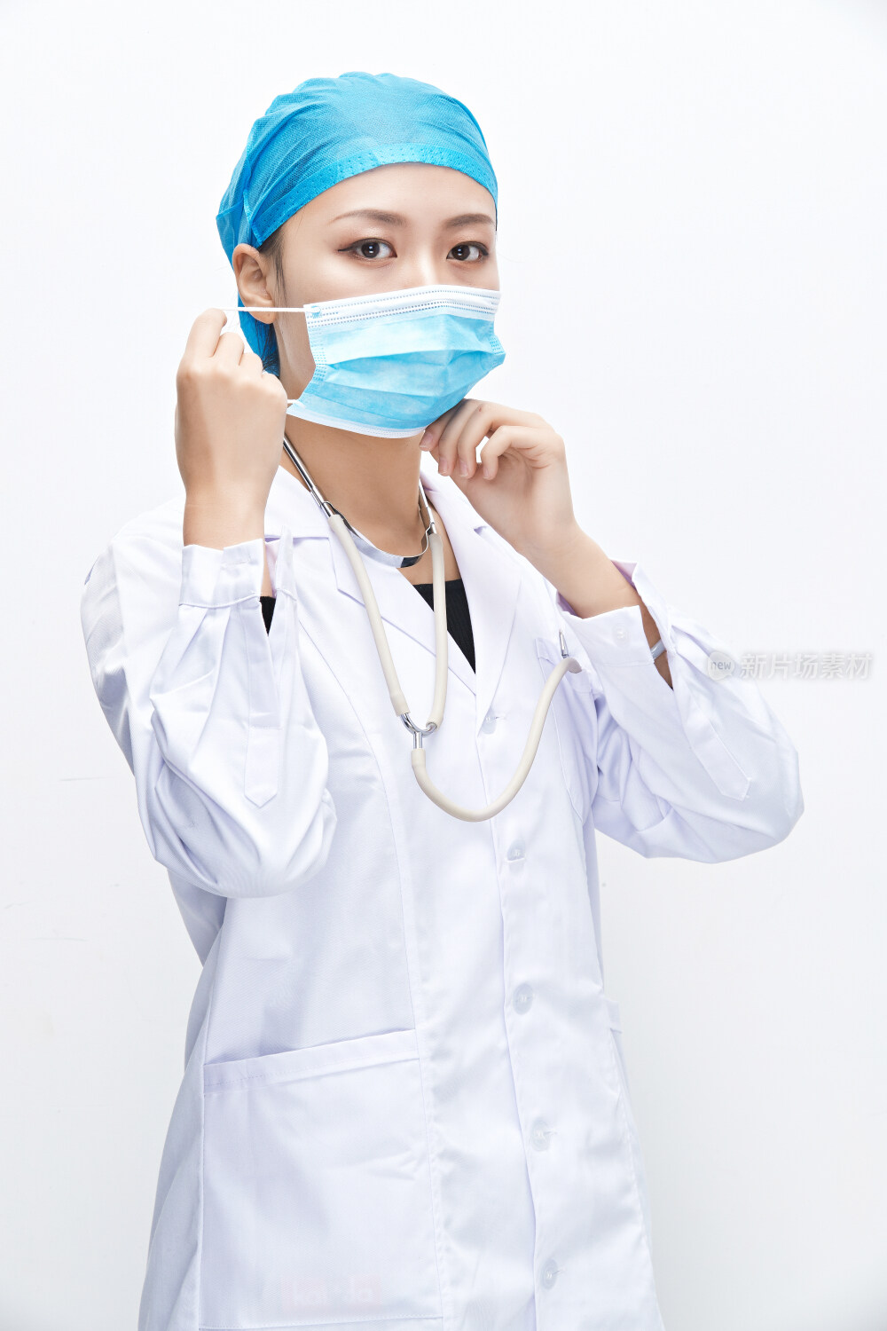 专业的医护人员提示口罩佩戴的重要性