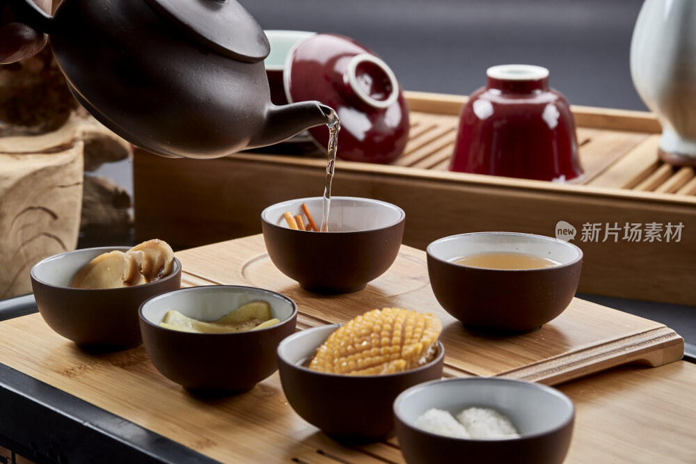 滋补功夫茶—松茸杏鲍菇鲜鲍竹荪虫草花枸杞