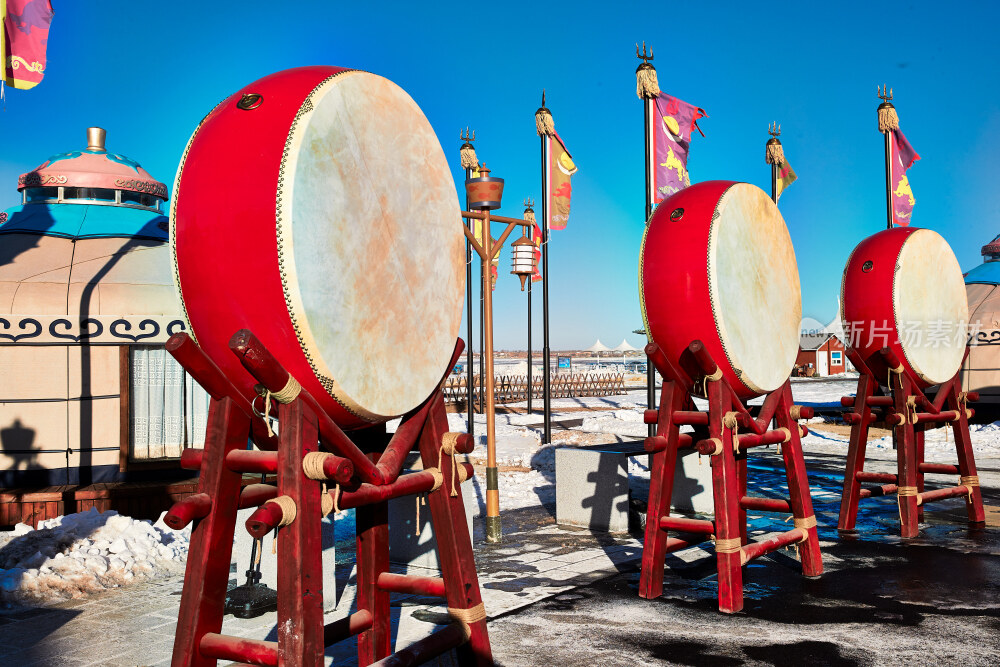 广场上的中国鼓