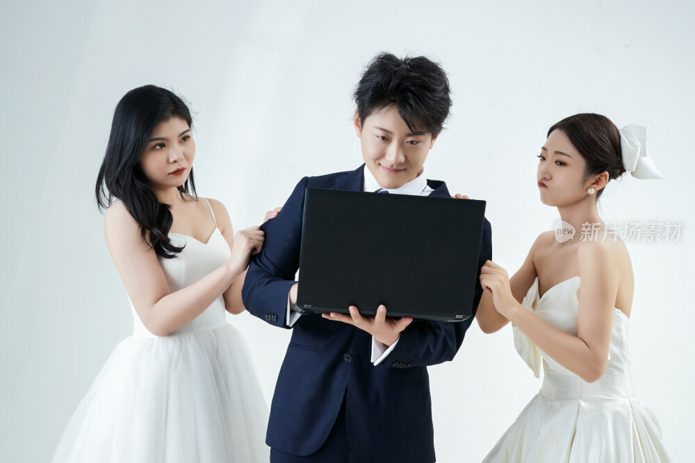 宅男的网络恋爱梦想成真