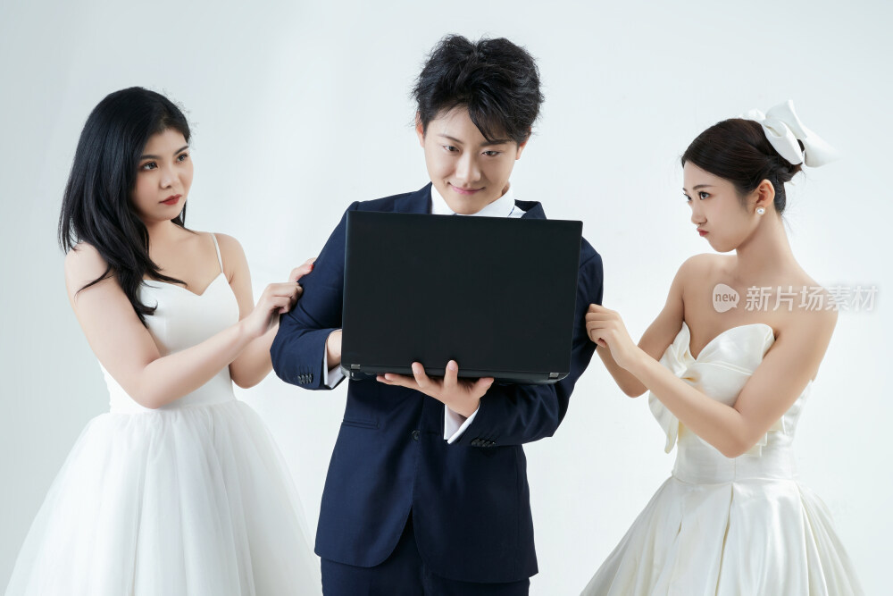 宅男的网络恋爱梦想成真