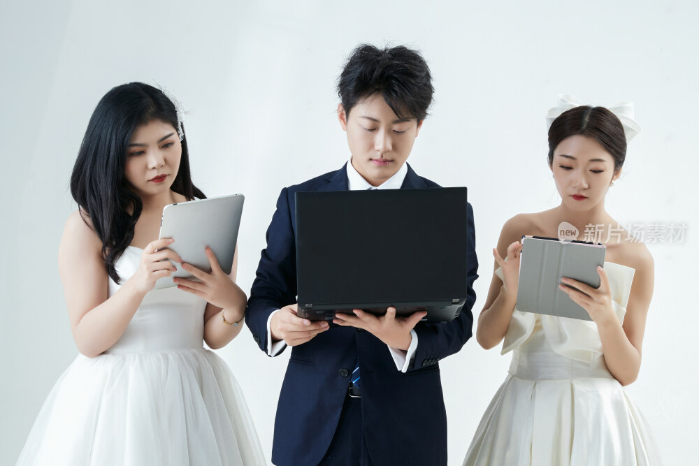 宅男的网络恋爱梦想成真