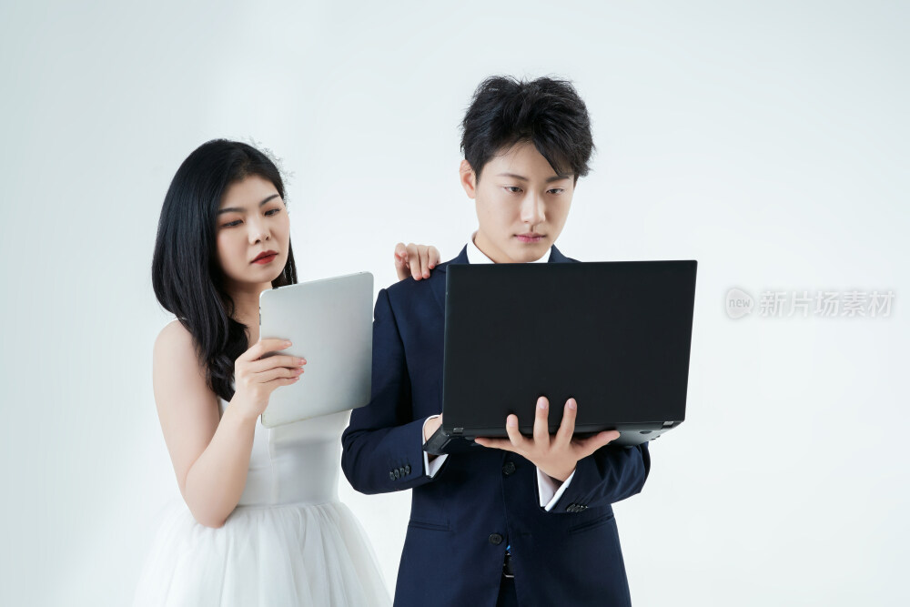 宅男的网络恋爱梦想成真