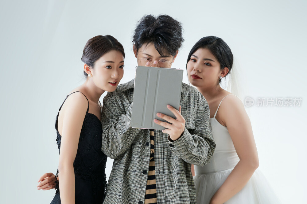 宅男的网络恋爱梦想成真