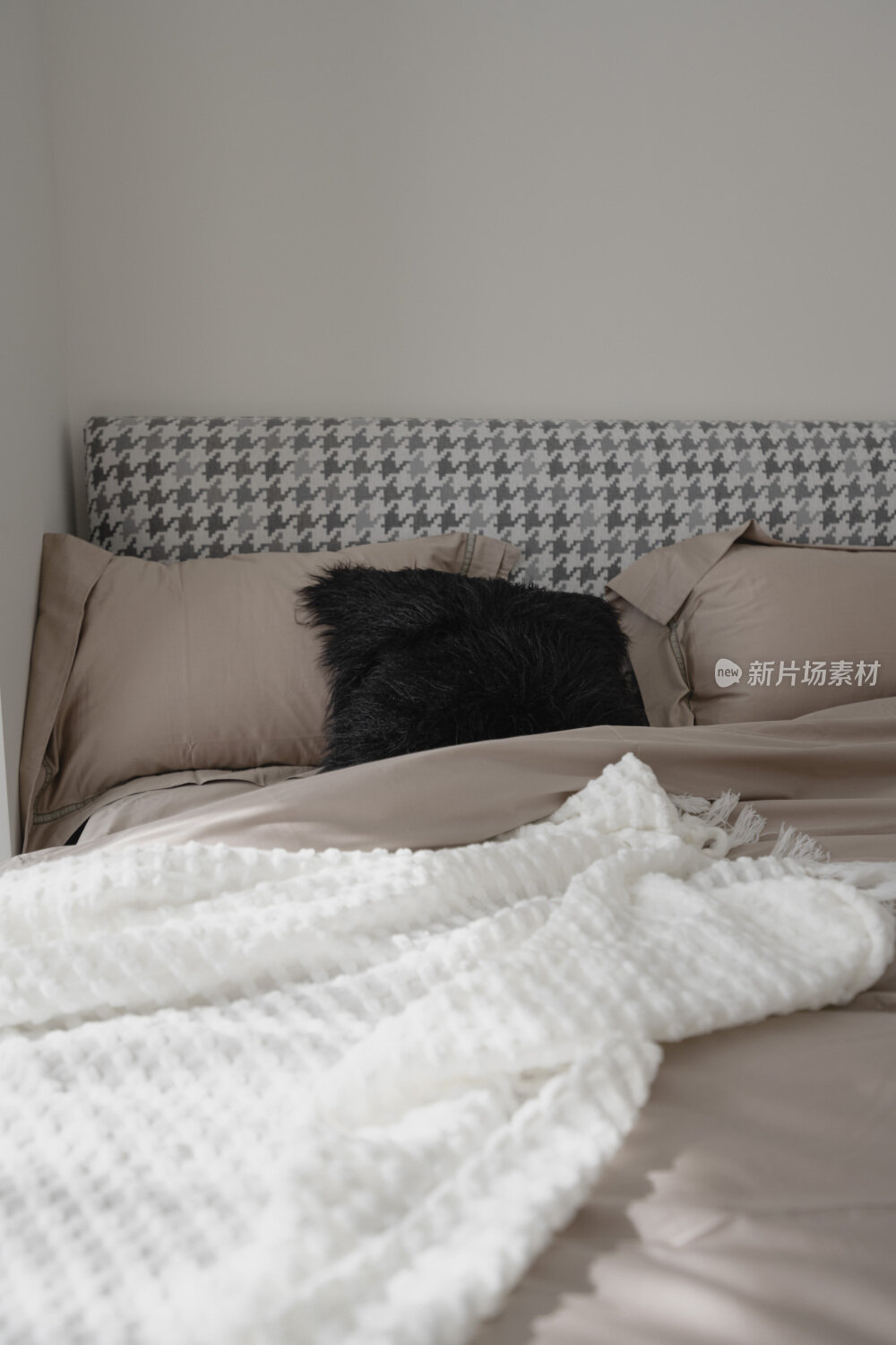 现代黑白简约室内装修设计