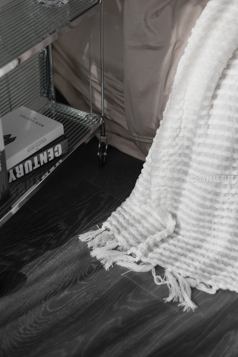 现代黑白简约室内装修设计