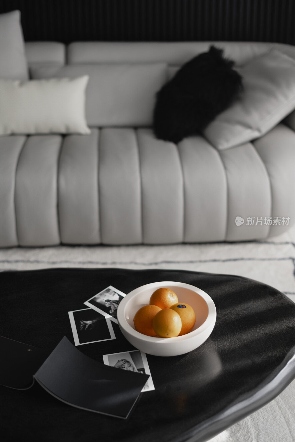 现代黑白简约室内装修设计