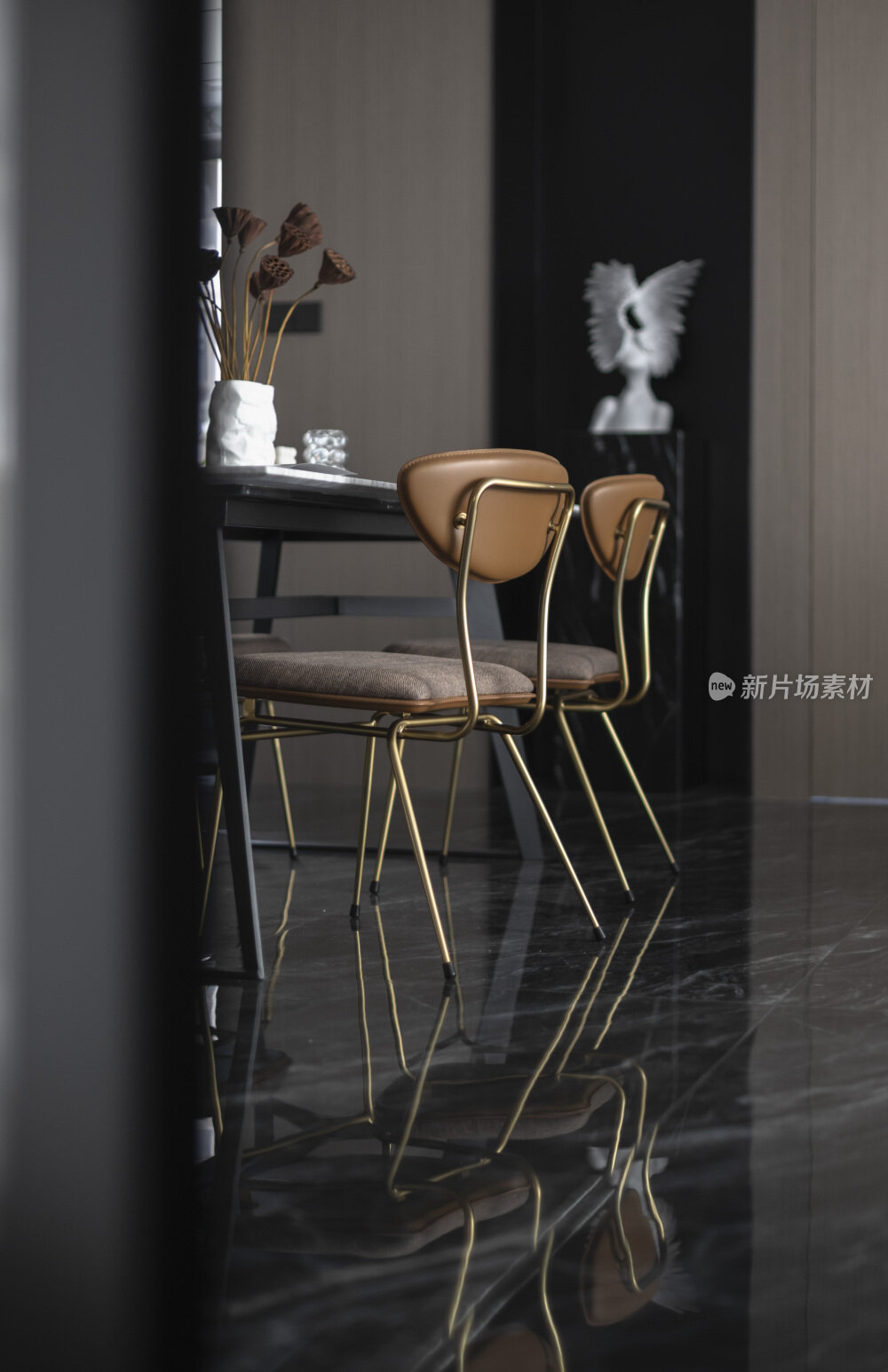 现代黑白简约室内装修设计