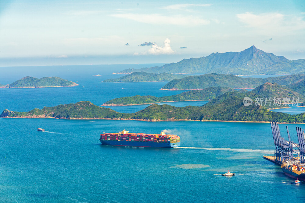 深圳盐田港集装箱货轮航运