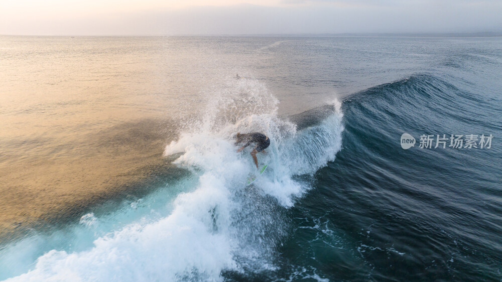 航拍极限运动冲浪精彩瞬间