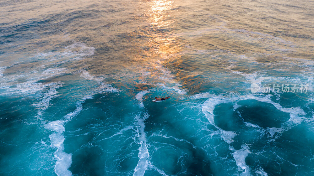 冰与火焰的海平面