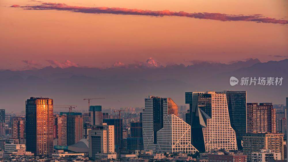 成都天际线与幺妹峰