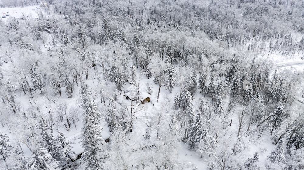 张广才岭黑龙江牡丹江段雪景航拍
