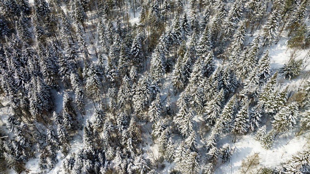 张广才岭黑龙江牡丹江段雪景航拍
