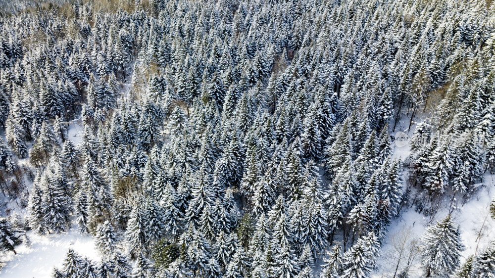 张广才岭黑龙江牡丹江段雪景航拍