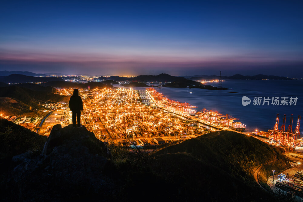 宁波舟山港穿山港区四期日落夜景