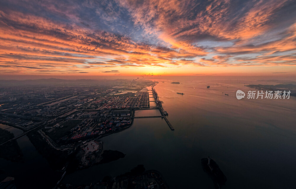 宁波北仑港三期日落晚霞航拍
