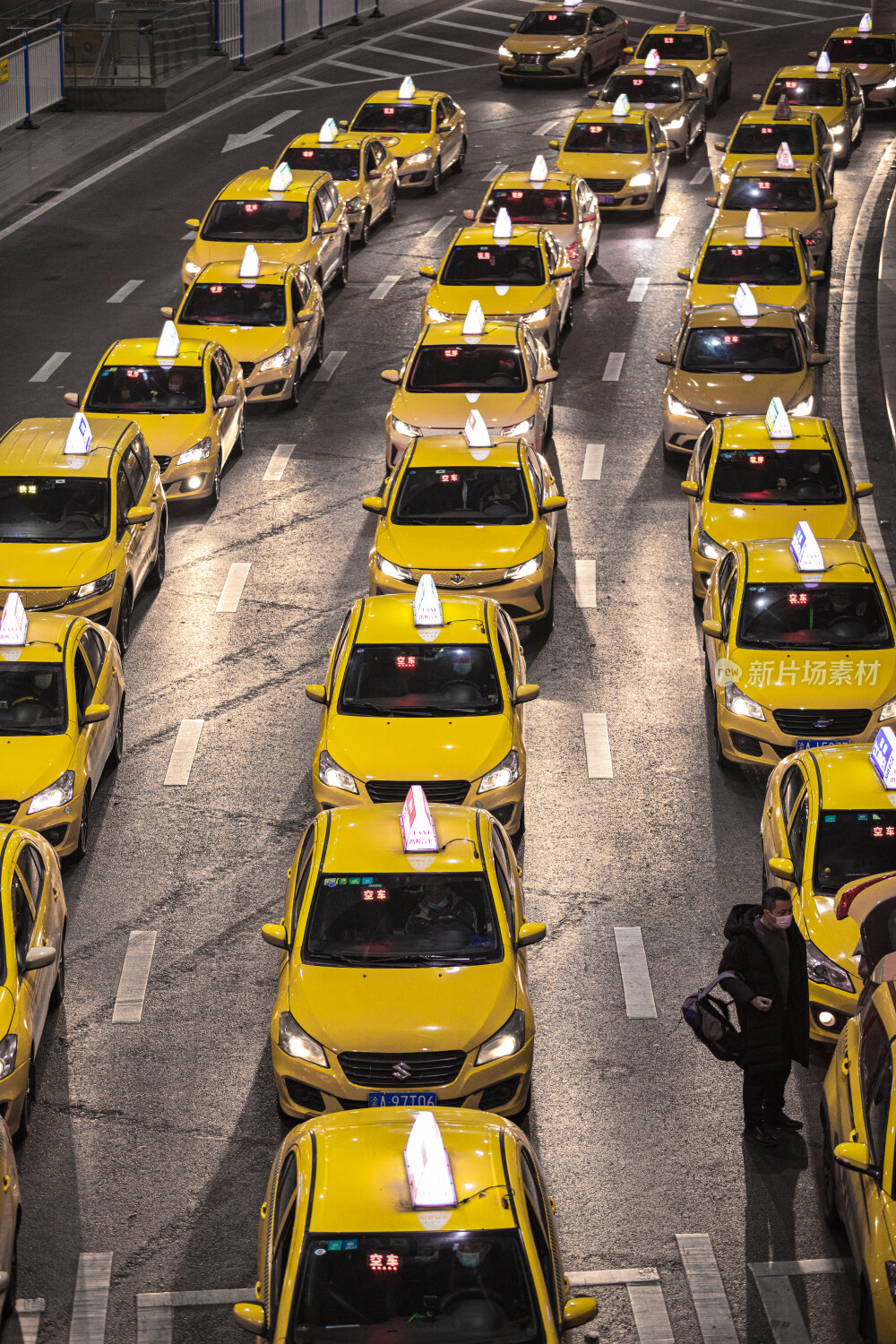 重庆江北机场出租车排队